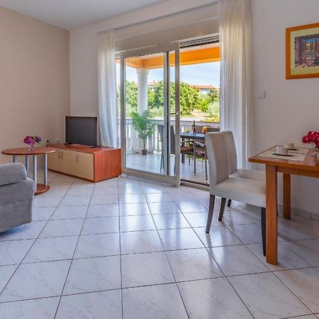 Apartments Rok بولا المظهر الخارجي الصورة